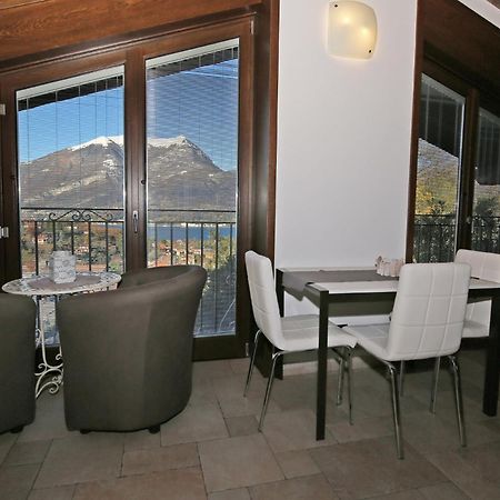 Alba E Tramonto Appartamenti Vista Lago เบลลาโจ ภายนอก รูปภาพ