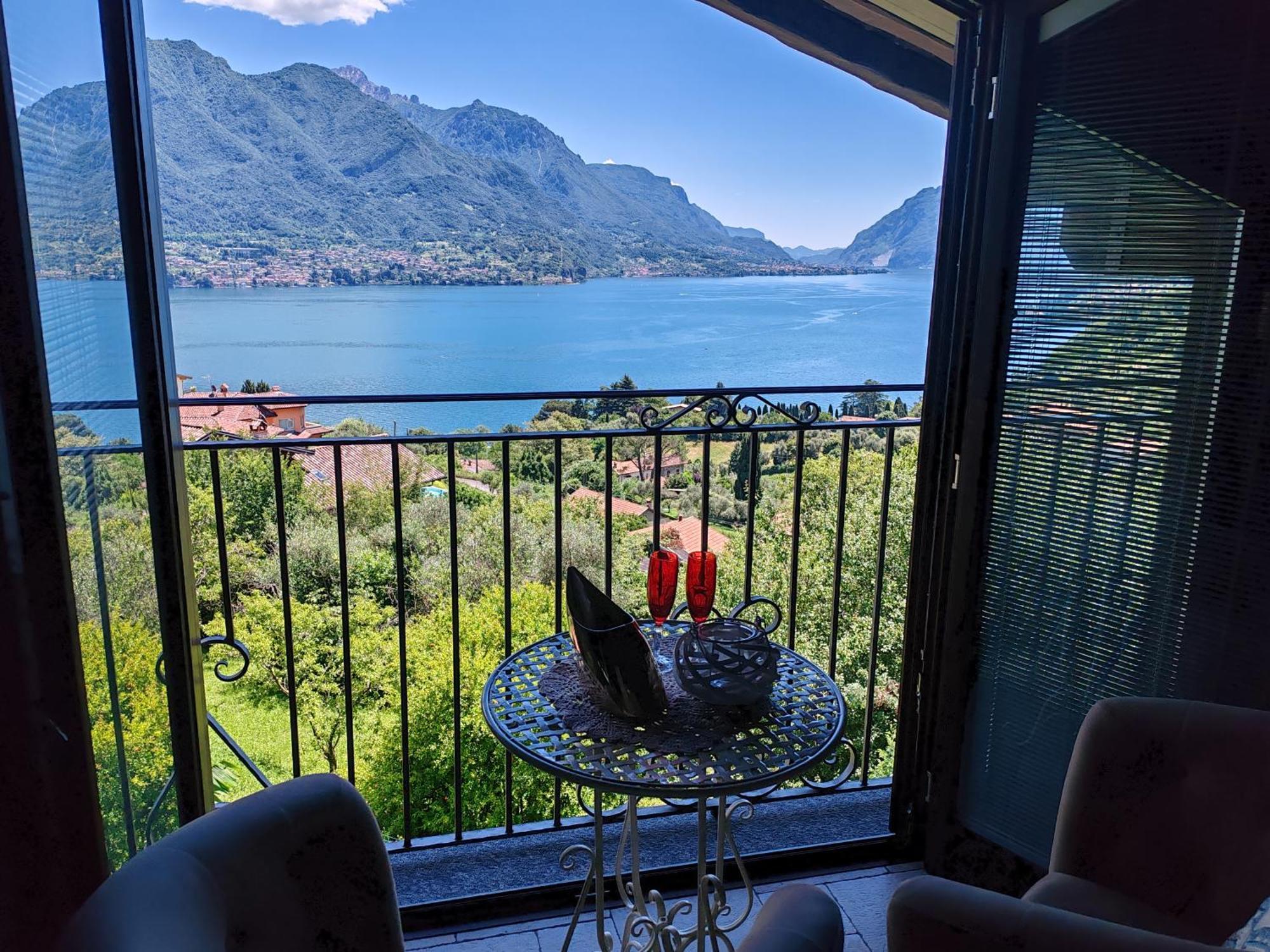Alba E Tramonto Appartamenti Vista Lago เบลลาโจ ภายนอก รูปภาพ