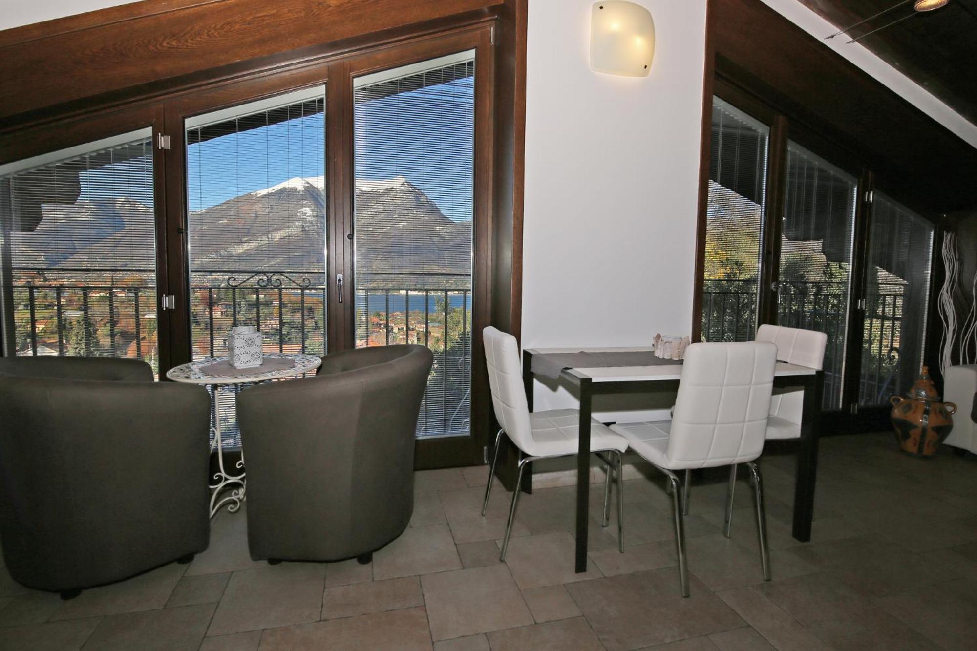 Alba E Tramonto Appartamenti Vista Lago เบลลาโจ ภายนอก รูปภาพ